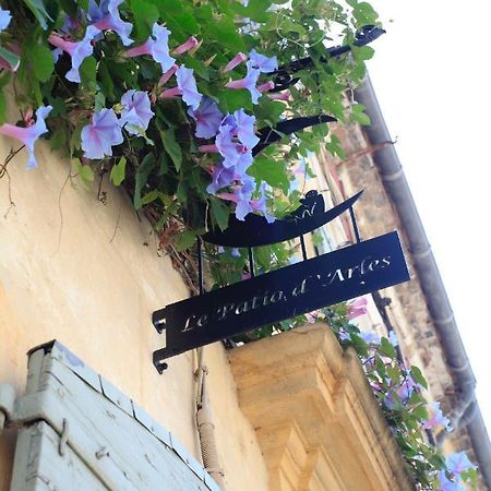 Le Patio D'Arles Bed & Breakfast Exterior photo