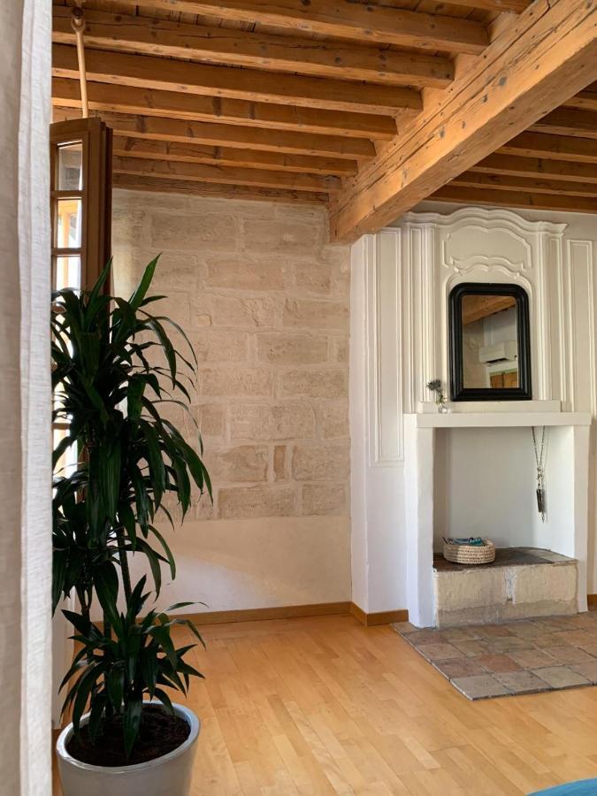 Le Patio D'Arles Bed & Breakfast Exterior photo