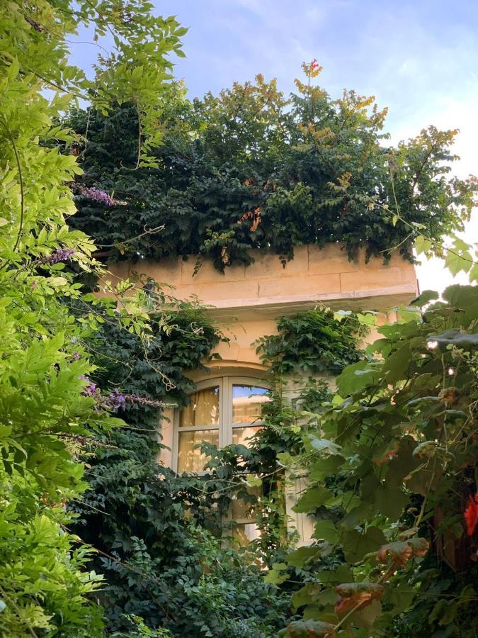 Le Patio D'Arles Bed & Breakfast Exterior photo