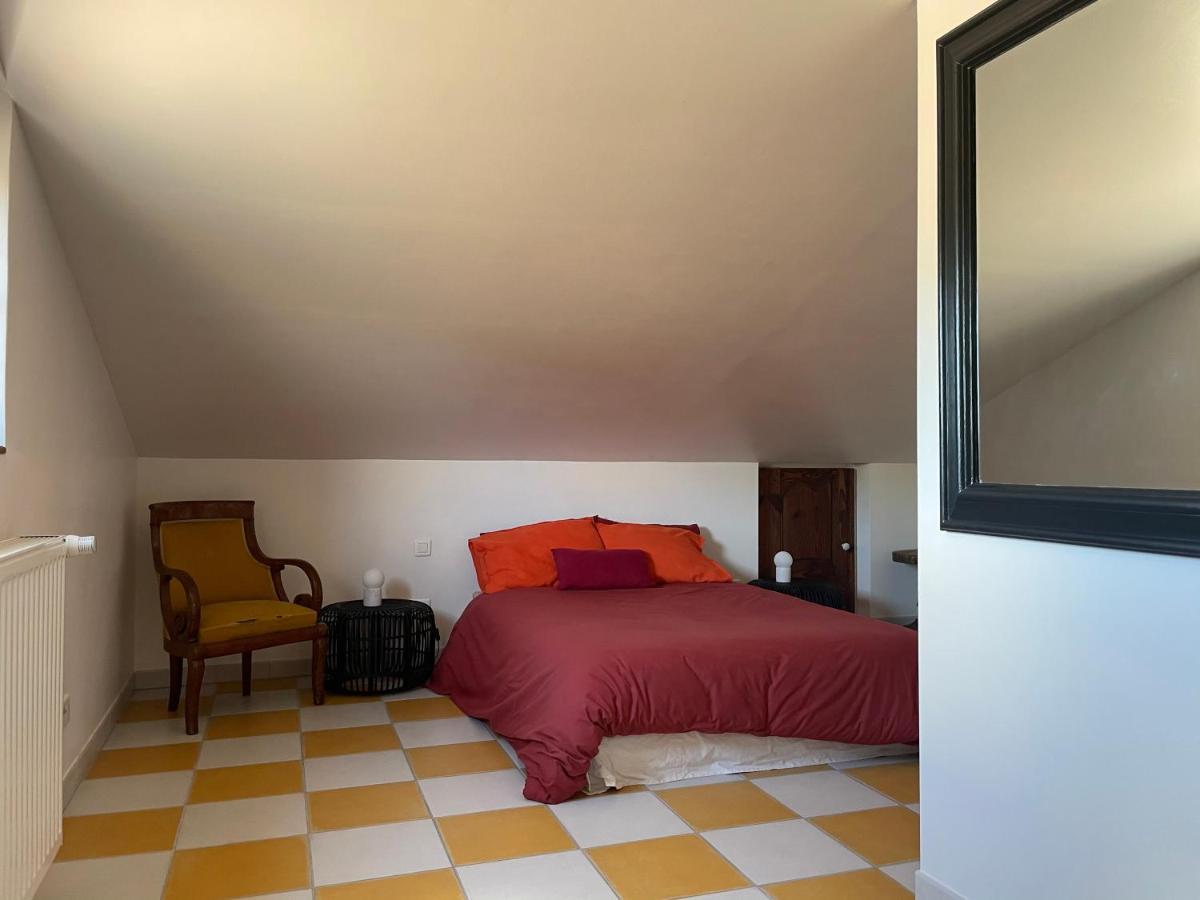 Le Patio D'Arles Bed & Breakfast Exterior photo